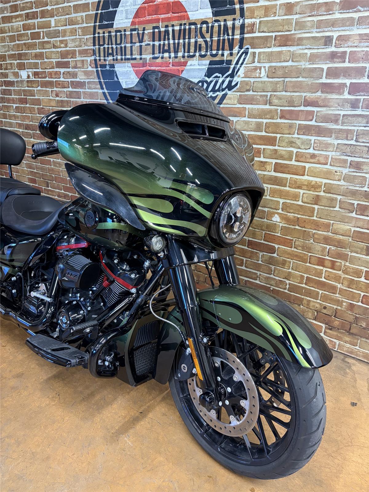 2023 HARLEY-DAVIDSON STREET GLIDE