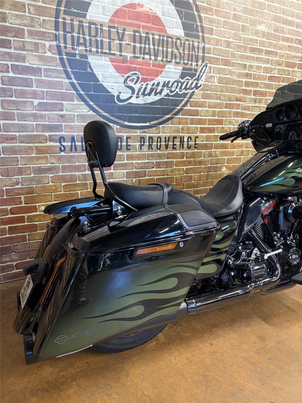 2023 HARLEY-DAVIDSON STREET GLIDE
