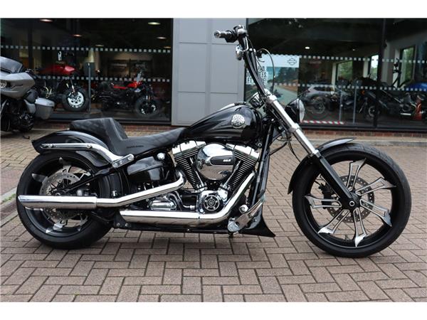 2016 HARLEY-DAVIDSON SOFTAIL FXSB BREAKOUT