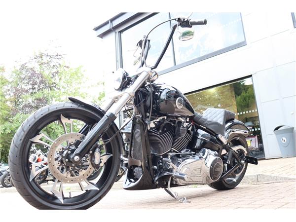 2016 HARLEY-DAVIDSON SOFTAIL FXSB BREAKOUT