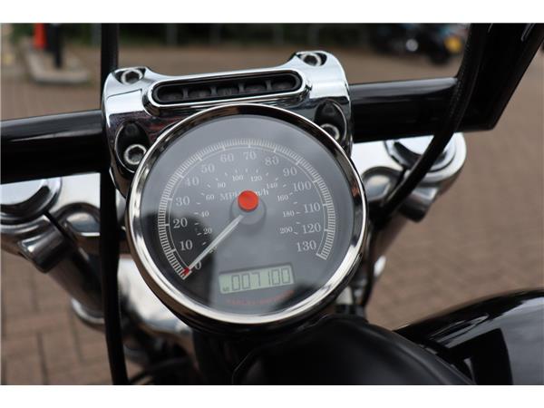 2016 HARLEY-DAVIDSON SOFTAIL FXSB BREAKOUT
