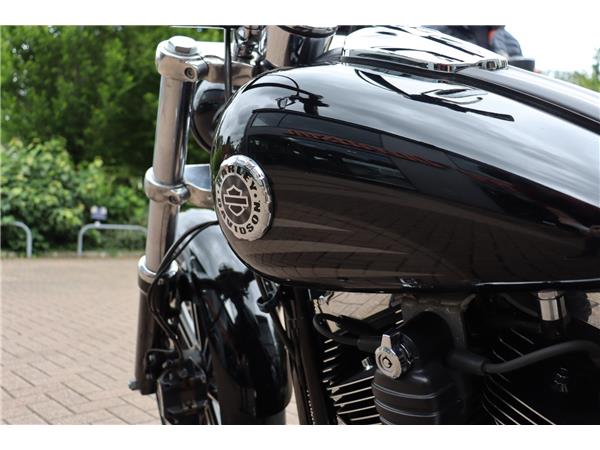 2016 HARLEY-DAVIDSON SOFTAIL FXSB BREAKOUT