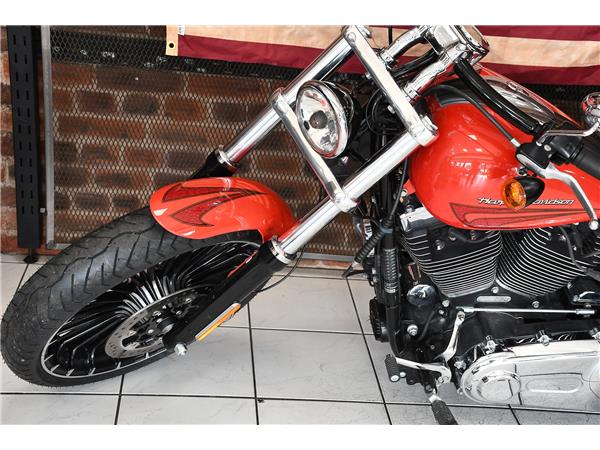 2017 HARLEY-DAVIDSON SOFTAIL FXSB BREAKOUT