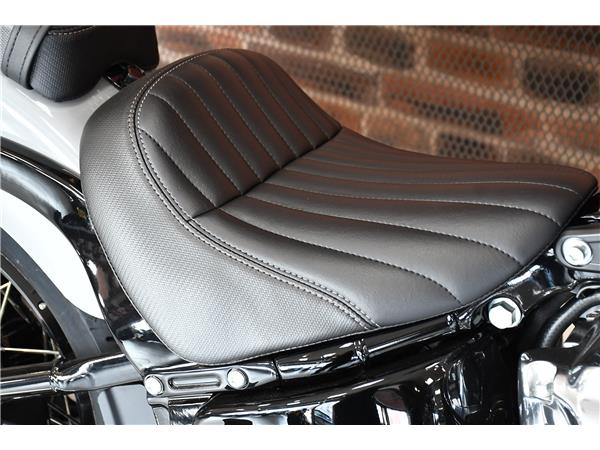 2025 HARLEY-DAVIDSON STREET BOB