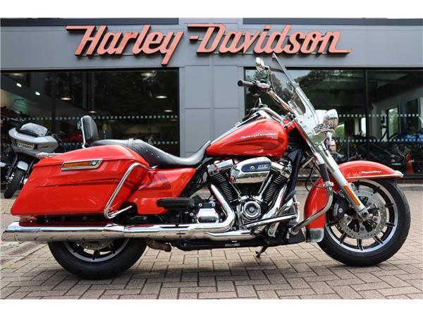 2018 HARLEY-DAVIDSON TOURING FLHR ROAD KING