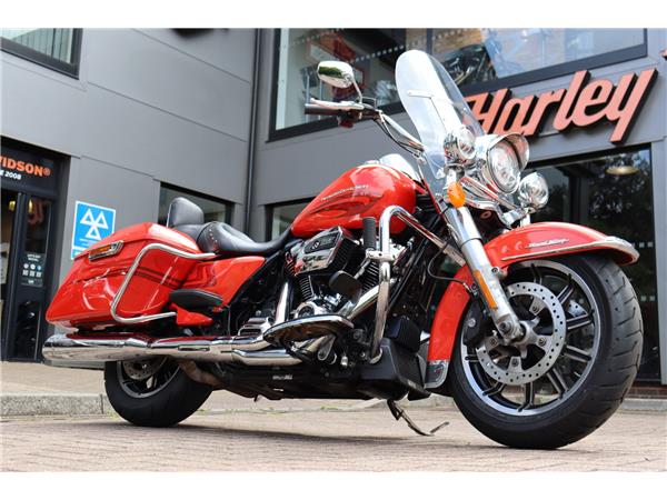 2018 HARLEY-DAVIDSON TOURING FLHR ROAD KING