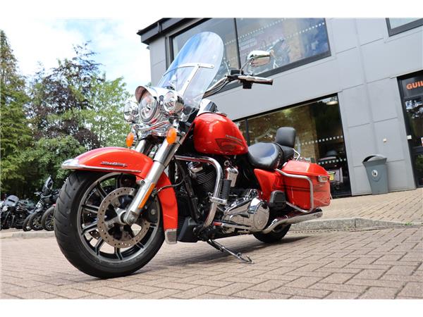 2018 HARLEY-DAVIDSON TOURING FLHR ROAD KING