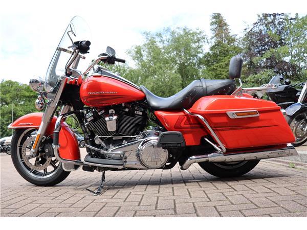 2018 HARLEY-DAVIDSON TOURING FLHR ROAD KING
