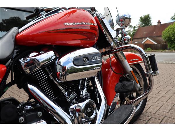 2018 HARLEY-DAVIDSON TOURING FLHR ROAD KING