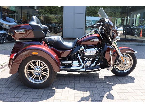 2018 HARLEY-DAVIDSON TRIKE FLHTCUTG TRI GLIDE ULTRA CLASSIC