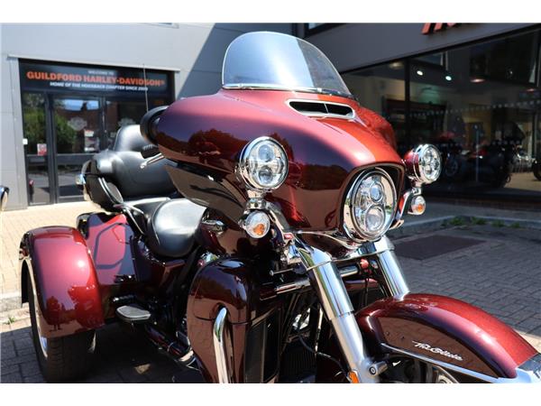 2018 HARLEY-DAVIDSON TRIKE FLHTCUTG TRI GLIDE ULTRA CLASSIC