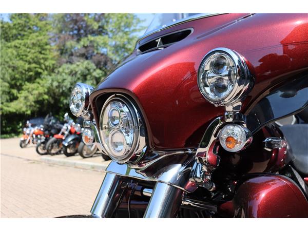 2018 HARLEY-DAVIDSON TRIKE FLHTCUTG TRI GLIDE ULTRA CLASSIC