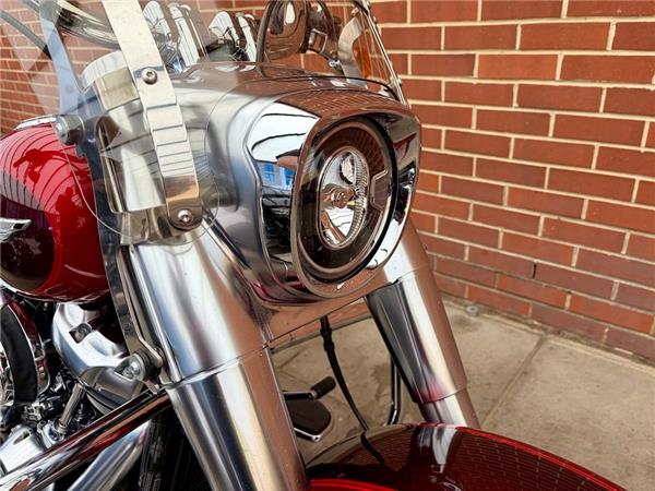 2018 HARLEY-DAVIDSON SOFTAIL FLFBS FAT BOY 114