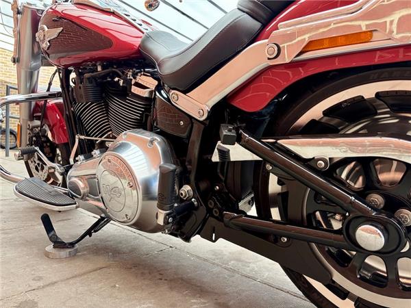 2018 HARLEY-DAVIDSON SOFTAIL FLFBS FAT BOY 114
