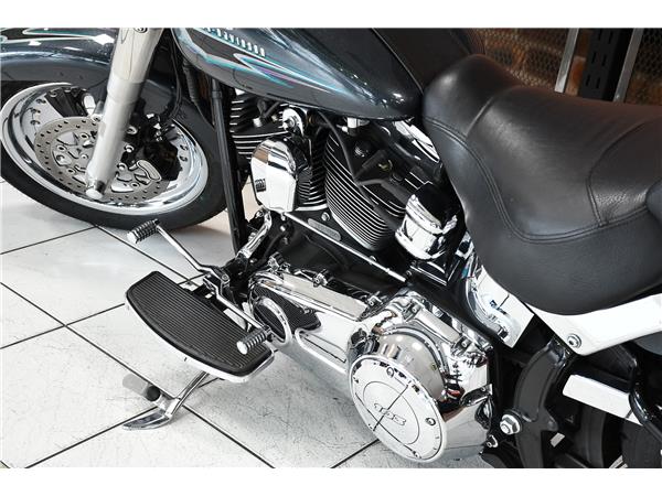 2015 HARLEY-DAVIDSON SOFTAIL FLSTF FAT BOY