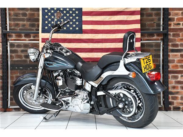 2015 HARLEY-DAVIDSON SOFTAIL FLSTF FAT BOY
