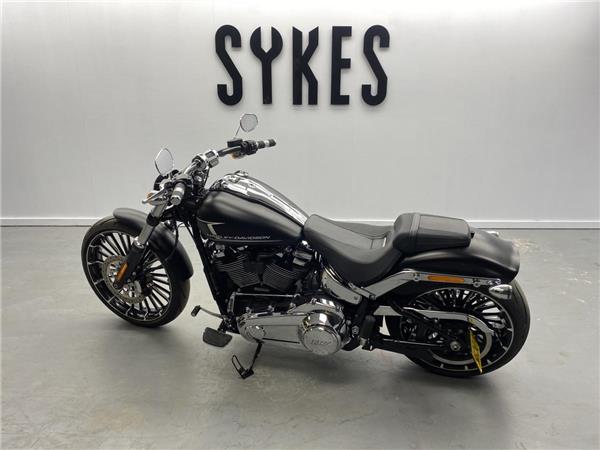 2023 Harley-Davidson Breakout