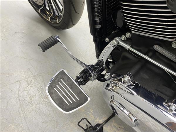 2023 Harley-Davidson Breakout