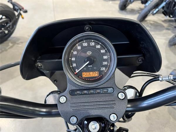 SPORTSTER 883 IRON SPORTSTER 883 IRON