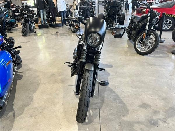 SPORTSTER 883 IRON SPORTSTER 883 IRON