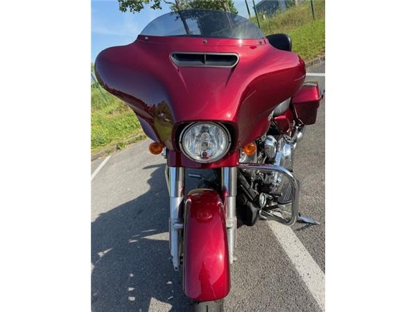 2017 HARLEY-DAVIDSON STREET GLIDE