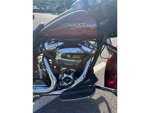 2017 HARLEY-DAVIDSON STREET GLIDE