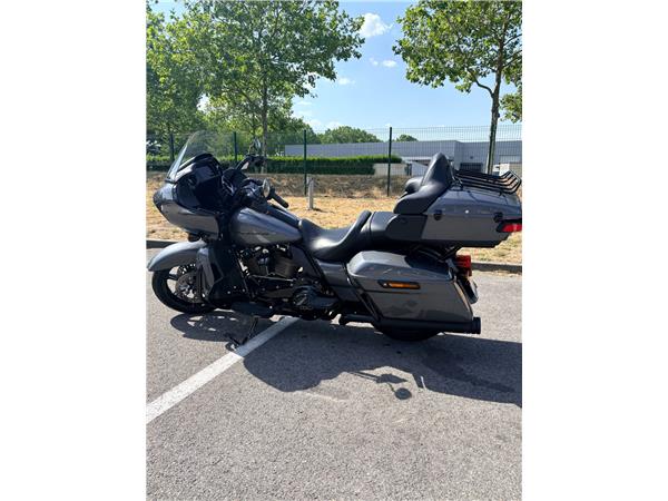 2022 HARLEY-DAVIDSON ROAD GLIDE