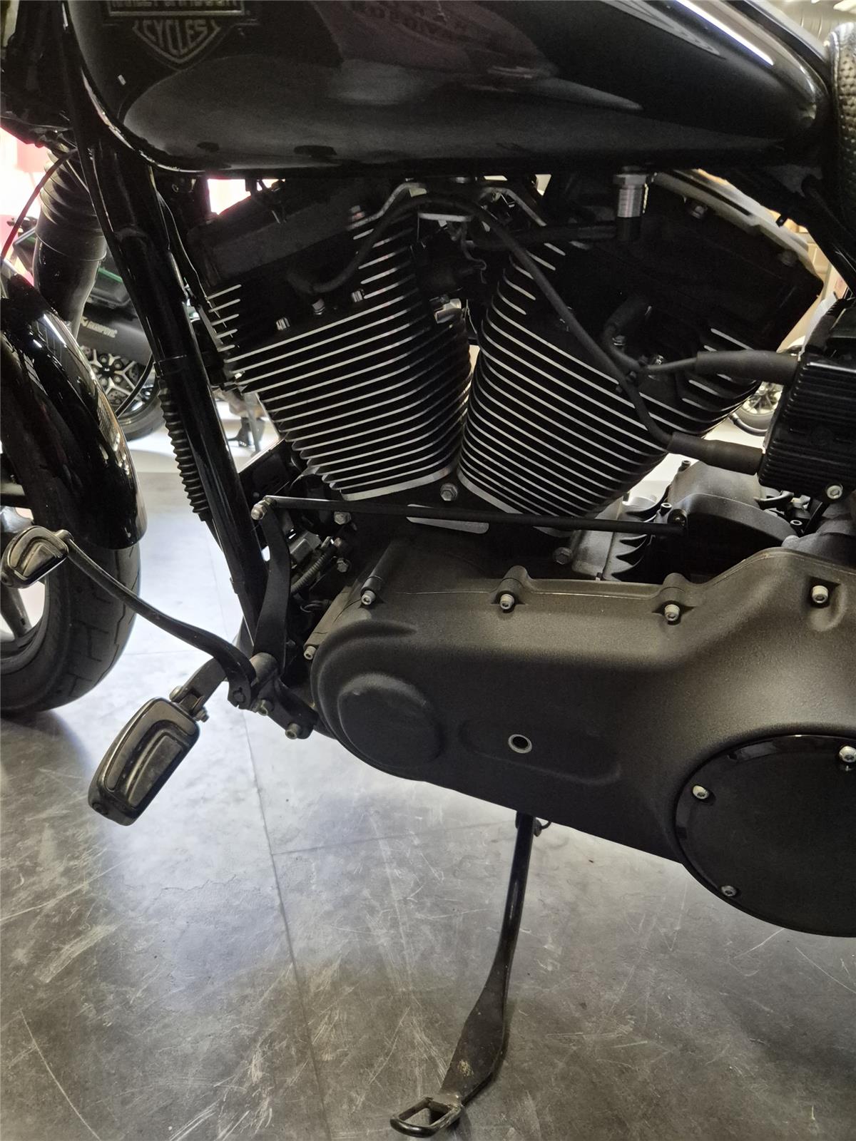 2017 HARLEY-DAVIDSON LOW RIDER