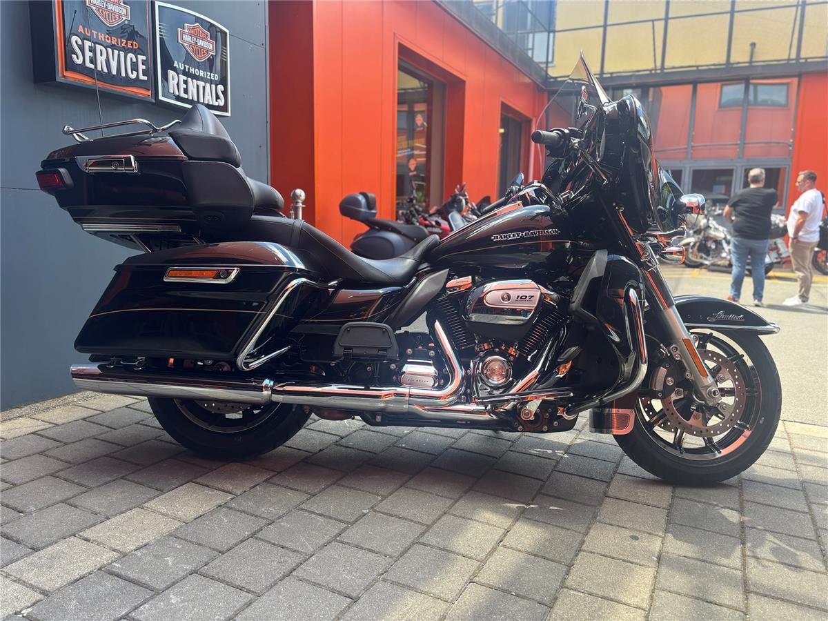 2018 Harley-Davidson Touring Electra Glide Ultra Limited FLHTK