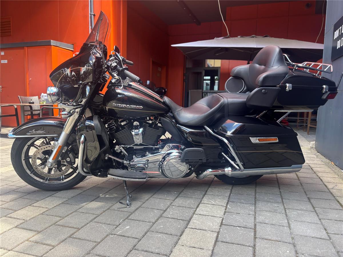 2018 Harley-Davidson Touring Electra Glide Ultra Limited FLHTK