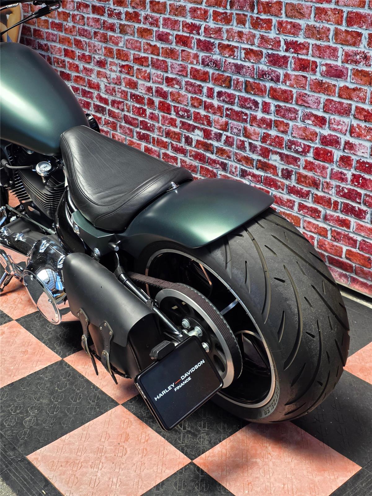 2015 harley-davidson FXSB Breakout 103 ABS