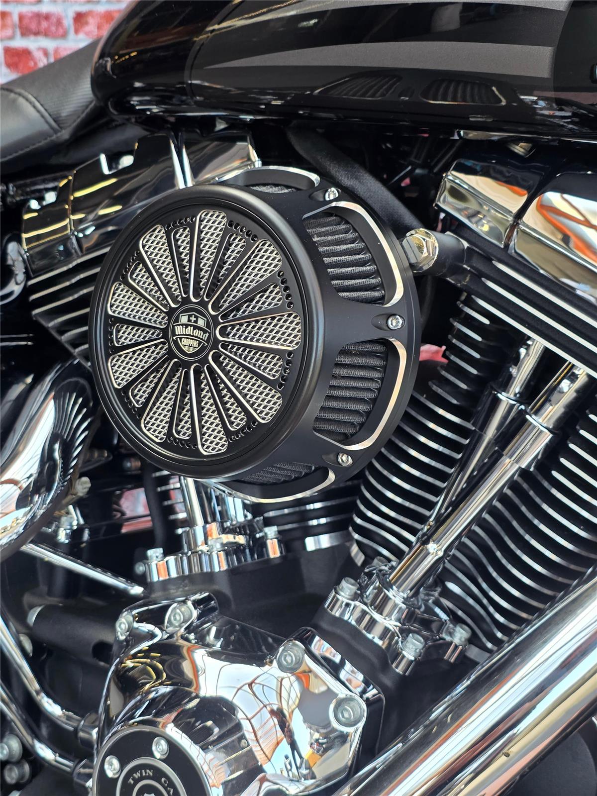 2017 harley-davidson FXSB Breakout 103 ABS