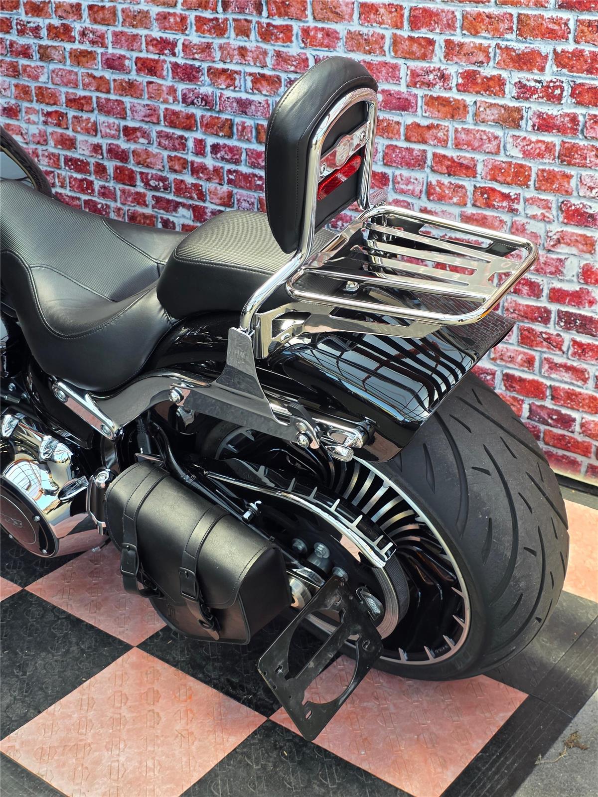 2017 harley-davidson FXSB Breakout 103 ABS