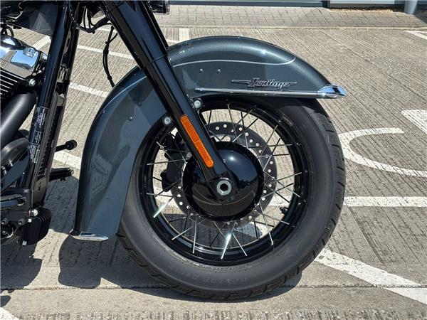 2026 HARLEY-DAVIDSON SOFTAIL FLHC HERITAGE CLASSIC