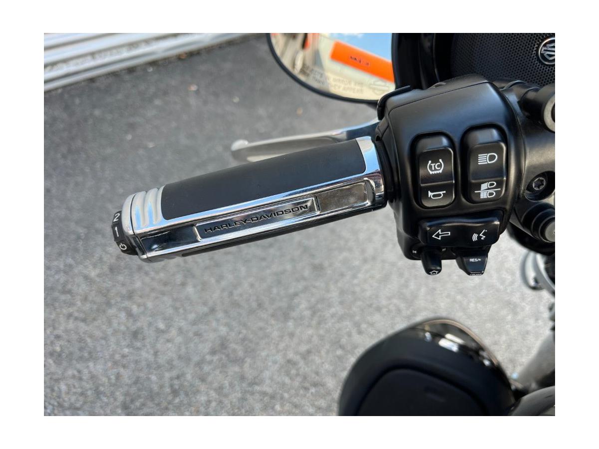 2021 Harley-Davidson Touring Street Glide Special FLHXS