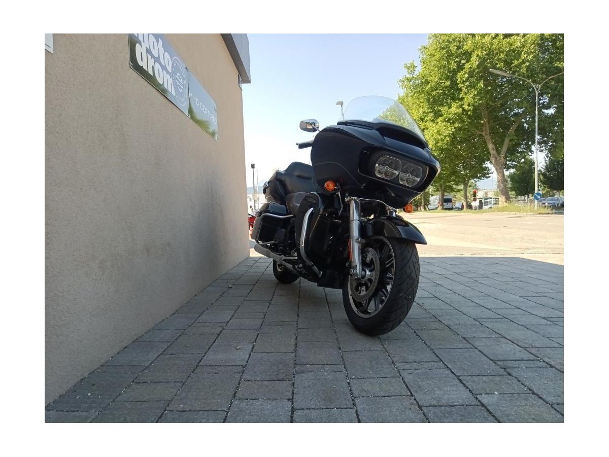 2016 Harley-Davidson Road Glide Limited FLTRK