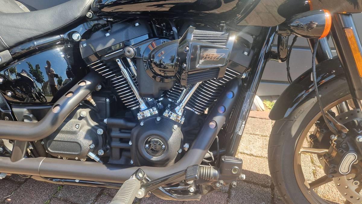 FXLRST LOW RIDER ST 117 