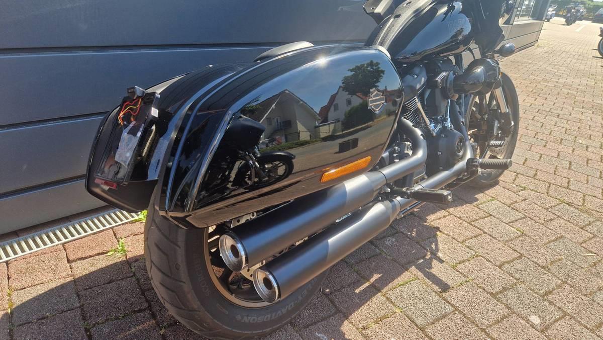 FXLRST LOW RIDER ST 117 