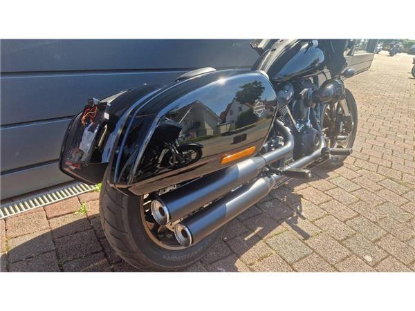 FXLRST LOW RIDER ST 117 