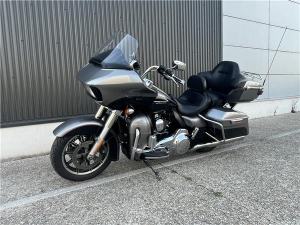2015 HARLEY-DAVIDSON ROAD GLIDE