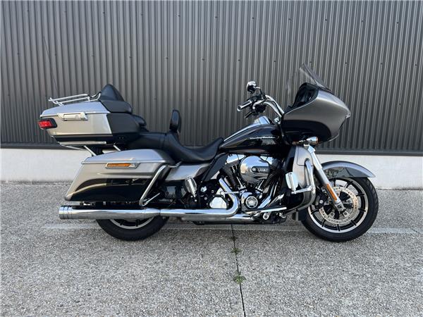 2015 HARLEY-DAVIDSON ROAD GLIDE