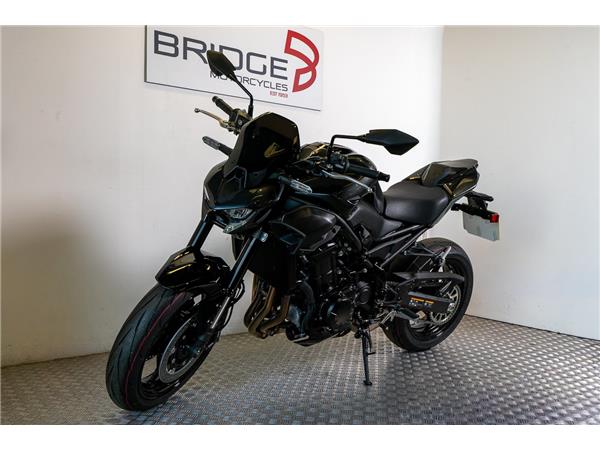 2026 KAWASAKI Z900 PERFORMANCE