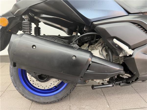 2023 YAMAHA XMAX 300