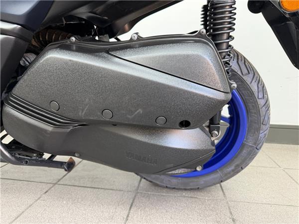 2023 YAMAHA XMAX 300