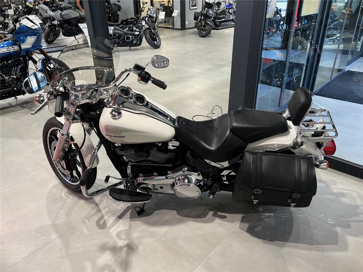 2018 HARLEY-DAVIDSON LOW RIDER