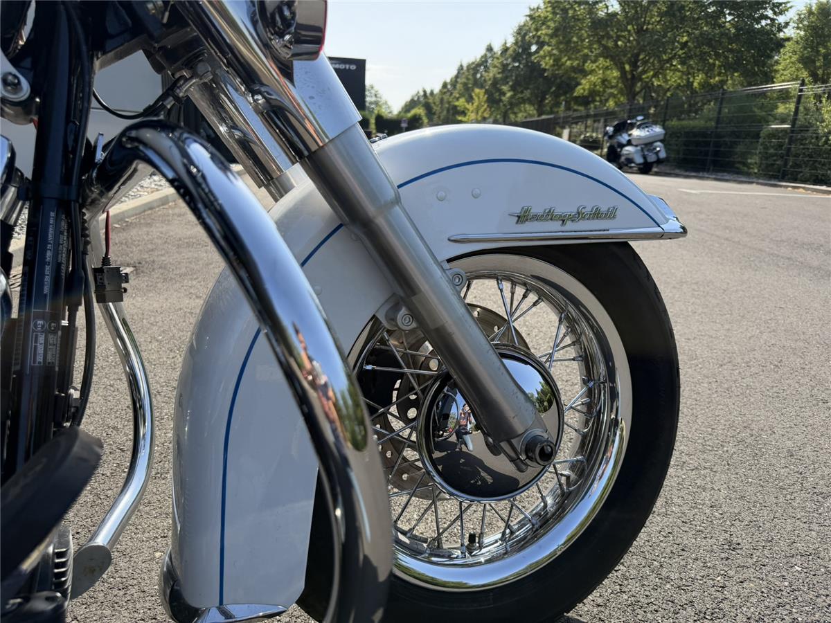 2012 HARLEY-DAVIDSON HERITAGE