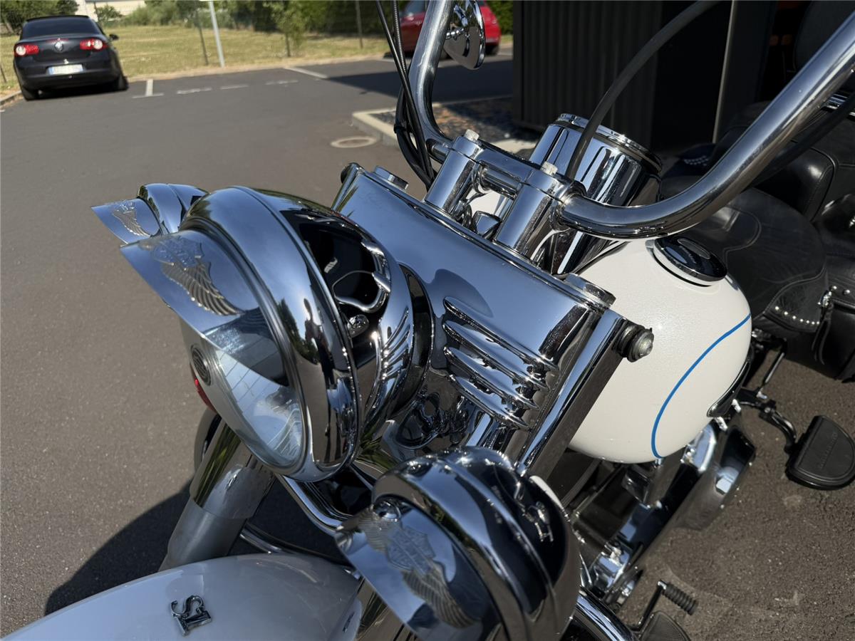 2012 HARLEY-DAVIDSON HERITAGE