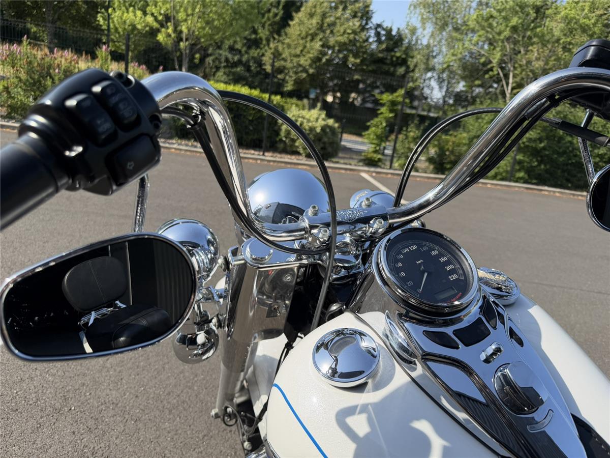 2012 HARLEY-DAVIDSON HERITAGE