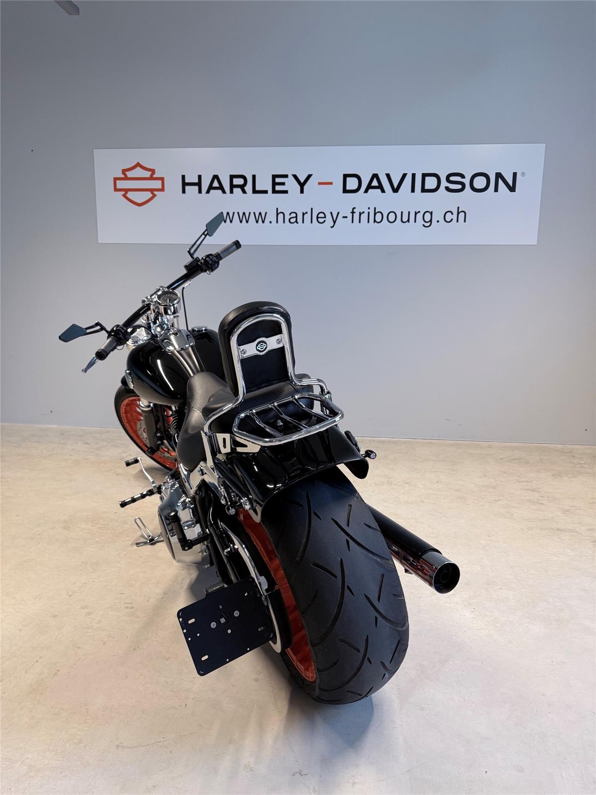 2017 harley-davidson FXSB Breakout 103 ABS