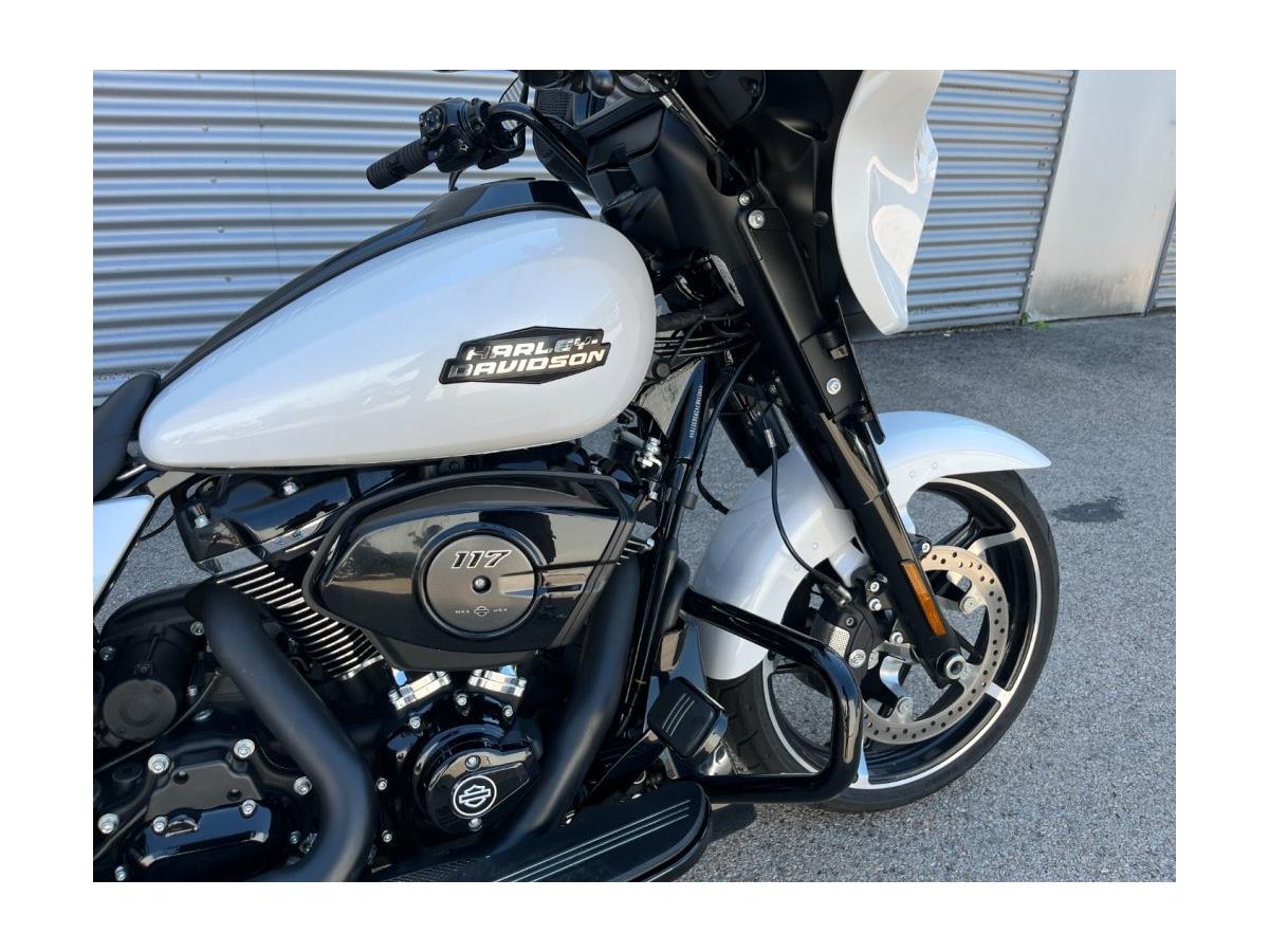2024 Harley-Davidson Street Glide FLHX